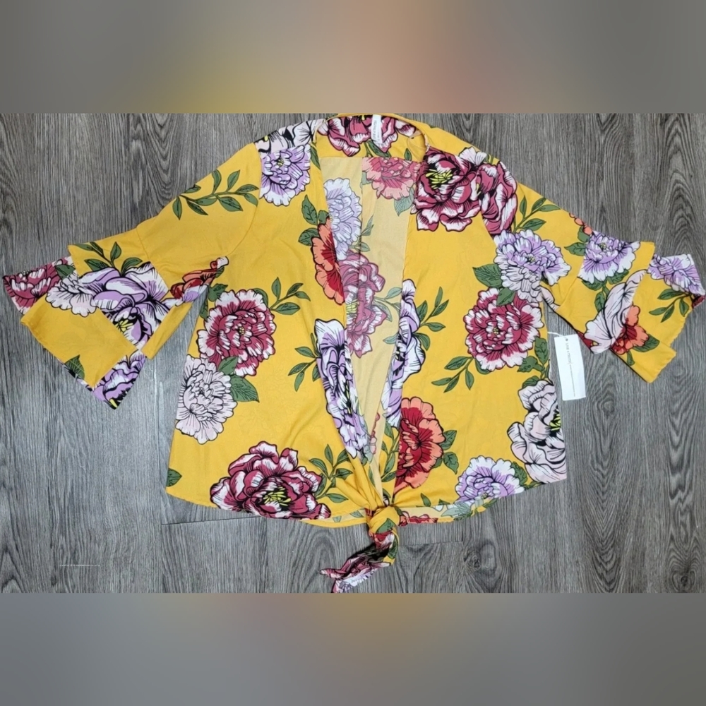 Live 4 Truth womens M wrap style top 3/4 bell sleeves Yellow multicolor flowers